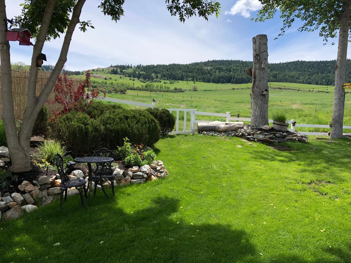 Country Cottage B&B Vernon Exterior foto